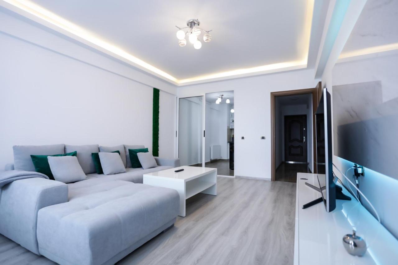 Isaran Apartament With Panoramic City View Brasov Exterior photo